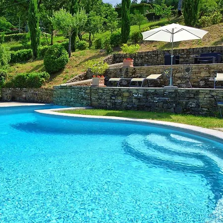 Sleeps 4 Pool Wifi * Cortona